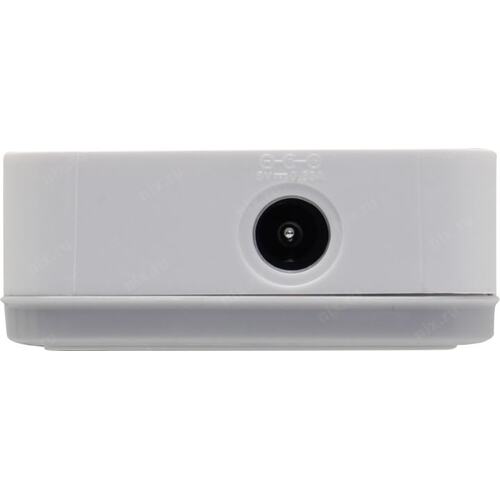 D-Link DES-1008C/B1A Неуправляемый коммутатор с 8 портами 10/100Base-TX