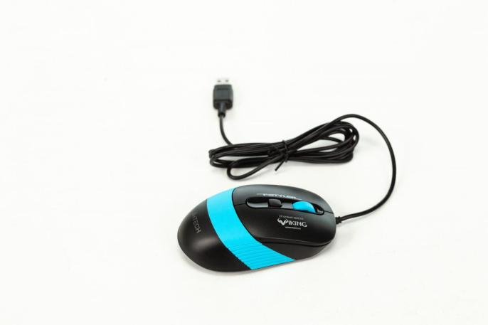 Кресло игровое ZOMBIE RUNNER, на колесиках, экокожа, белый/голубой [zombie runner white]