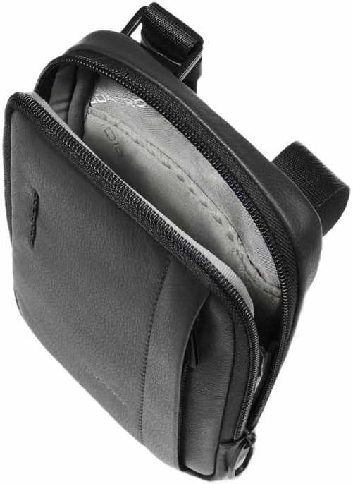 Чехол для смартфона Piquadro Russel AC6847W137R/N черный натур.кожа