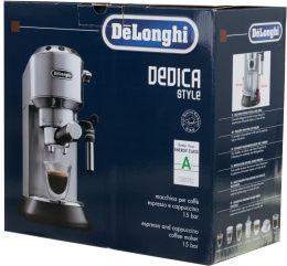 Кофеварка DeLonghi EC685.M,  рожковая,  серебристый  / черный