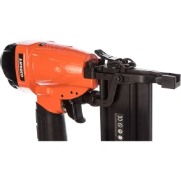 Гвоздезабивной пистолет (гвозди 47/F/055/049/300/J/SK50; длина гвоздей 15-50 мм) Gigant NG50