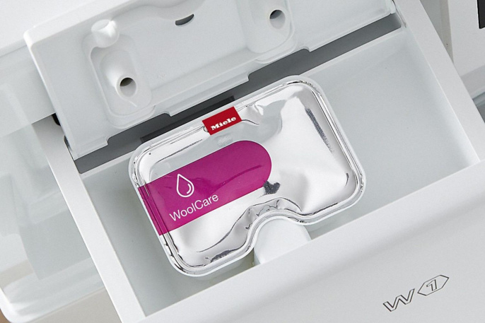 Стиральная машина Miele WCR 870 WPS EU1 WM класс: A+++ загр.фронтальная макс.:9кг белый