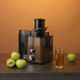 Соковыжималка Scarlett SC-JE50S57, центробежная, коричневый и черный