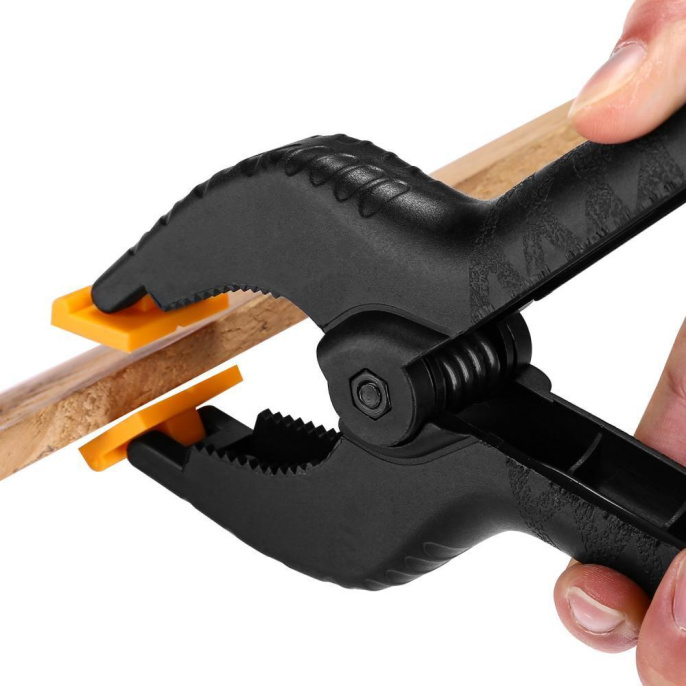 Набор струбцин Deko CLS70-300 065-0668