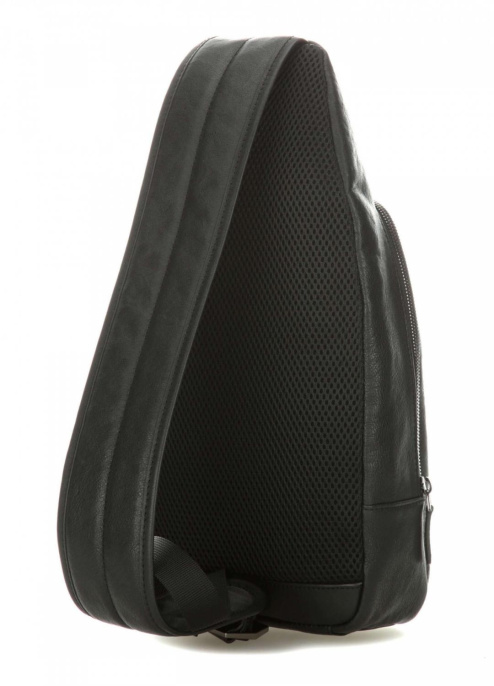 Рюкзак слинг Piquadro Black Square CA4827B3/N черный натур.кожа