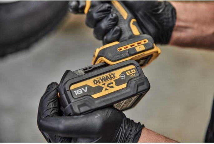 Батарея аккумуляторная DeWalt DCB184G 18В 5Ач Li-Ion