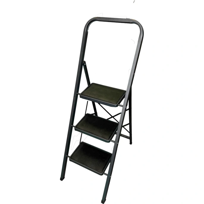 Стремянка стальная SevenBerg чёрная, с тремя широкими ступенями Blacky-3