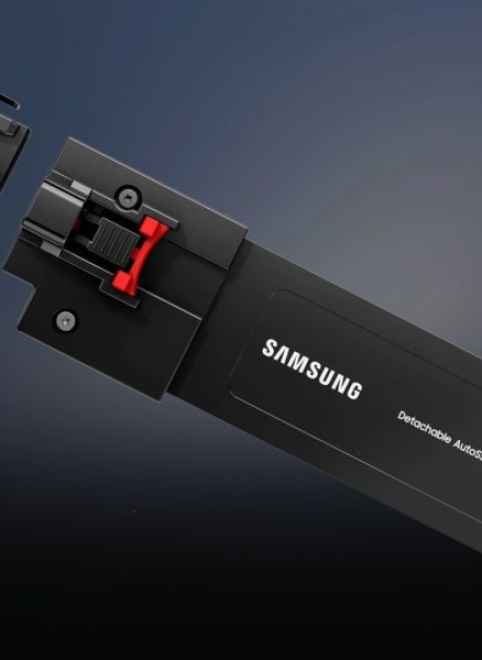 Samsung показала модульный SSD со сменными чипами памяти
