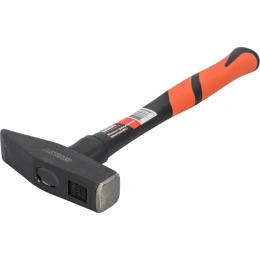 Молоток с фибергласовой рукояткой 600г Gigant HHT600 59036