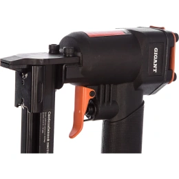 Скобозабивной пистолет (скобы 80/GA21; размер скоб 6-16 мм; кейс) Gigant SG15