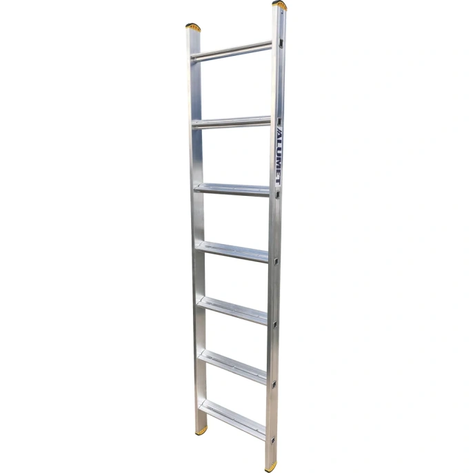 Алюминиевая лестница Алюмет приставная односекционная "Комфорт" (широкая ступень) 1х7 ступеней. Серия НК1 5107