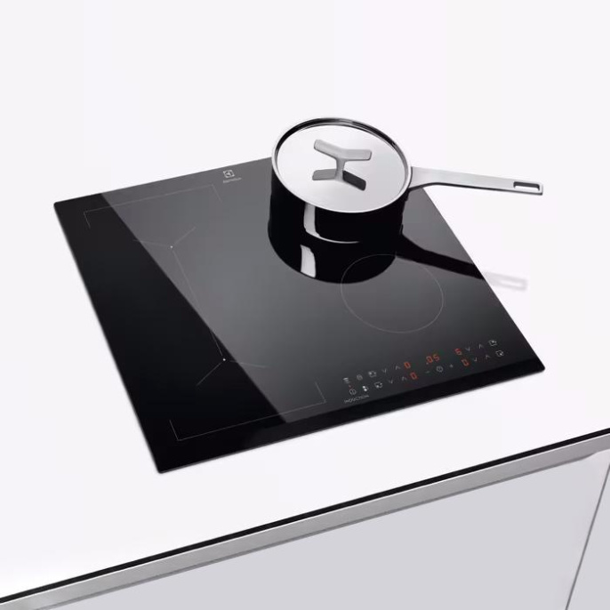 Встраиваемые индукционные панели ELECTROLUX/ индукционная варочная поверхность, цвет: Черный, сенсорное управление, 3-хступенчатая индикация остаточного тепла, акустический сигнал вкл/выкл , автоматика закипания, блокировка панели управления, Таймер откл