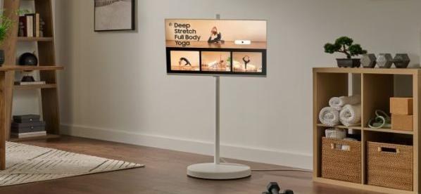 Samsung выпустила 32-дюймовый мобильный монитор на колёсах