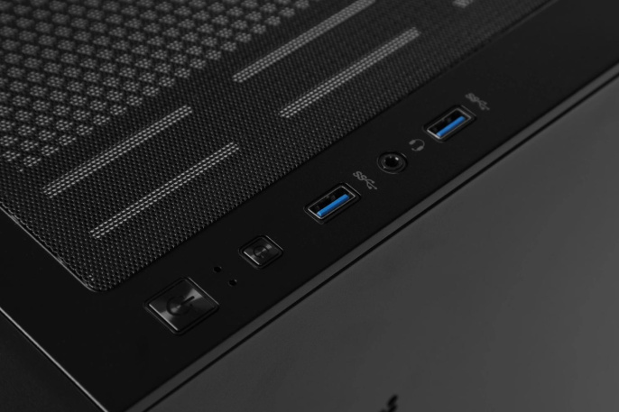 Корпус mATX Gigabyte C102B GB-C102G, Midi-Tower, без БП,  черный [28300-c102b-2crr]