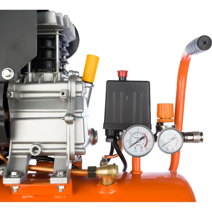 Поршневой масляный компрессор Gigant (24 л; 8 бар; 240 л/мин) LAS 24/1500