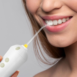 Ирригатор Kitfort КТ-2958-2 портатив. 4насад. зеленый/белый