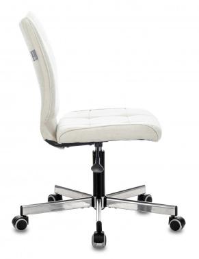 Кресло Бюрократ CH-330M, ткань, до 120кг, молочный