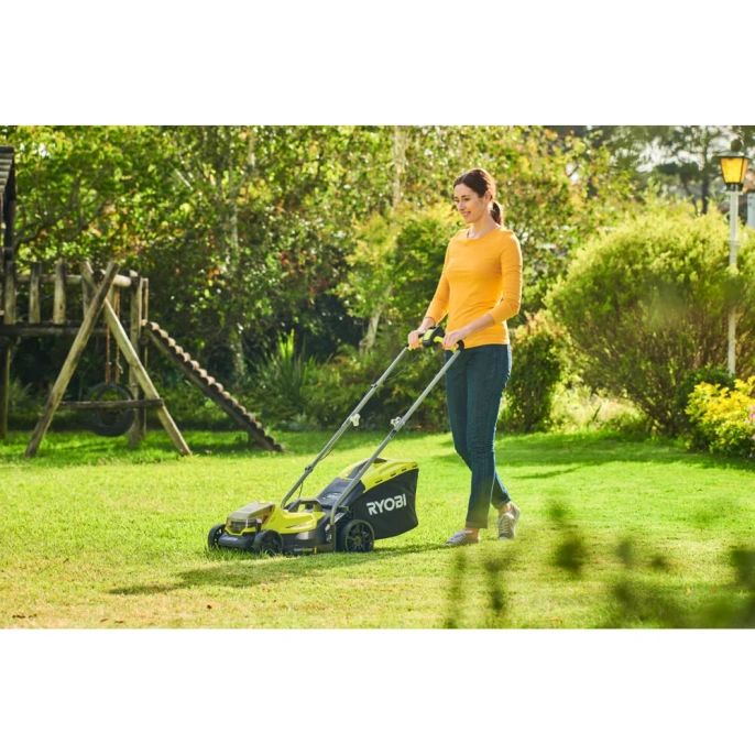 Газонокосилка Ryobi ONE+ 33cm; 1x аккумулятор 4.0Aч RLM18X33B40 5133004306