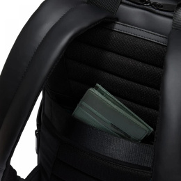 Рюкзак Piquadro Corner 2.0 CA6465C2OW/N черный полиуретан