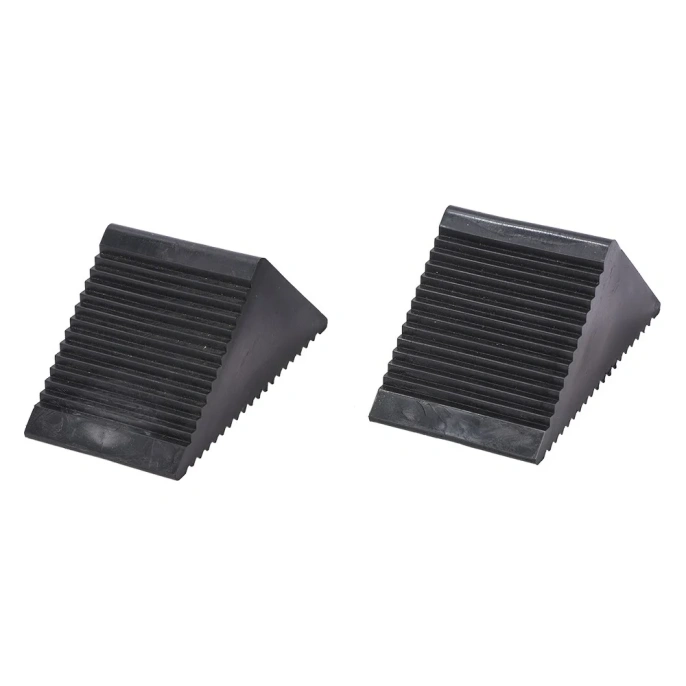 Резиновый противооткатный упор AV Steel 80х105х125 мм 2 шт. AV-921069
