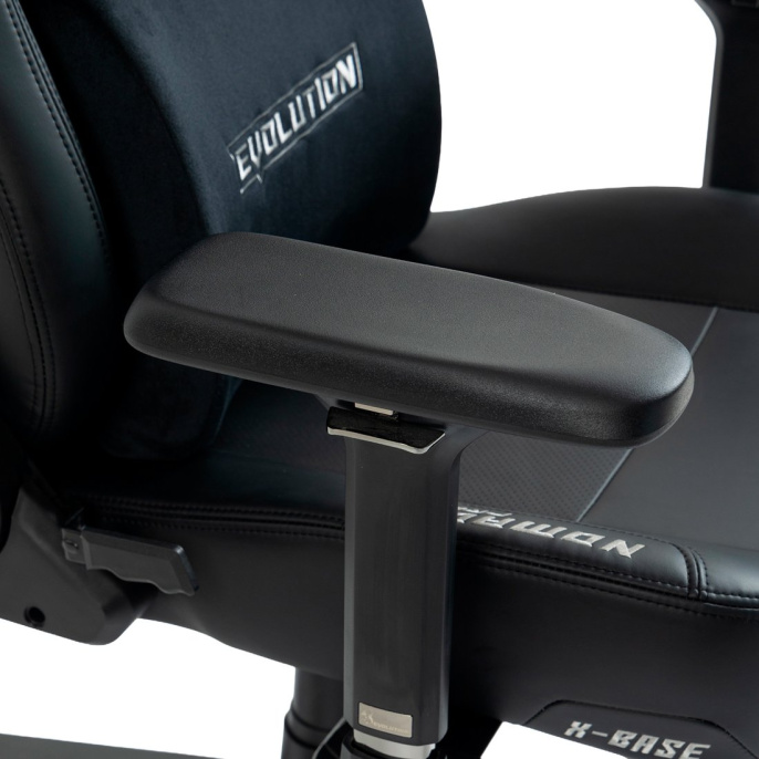 Кресло геймерcкое EVOLUTION NOMAD PRO X-BASE Black-Silver