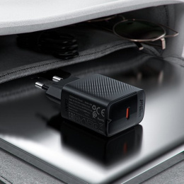 Сетевое зарядное AceFast A82 (черный) для телефонов/для планшетов, USB Type-C, 20 Вт, быстрая зарядка, без кабеля