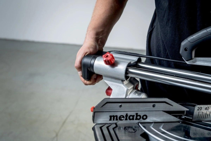 Торцовочная пила Metabo KGS 254 M set 1450Вт 5000об/мин d 254мм