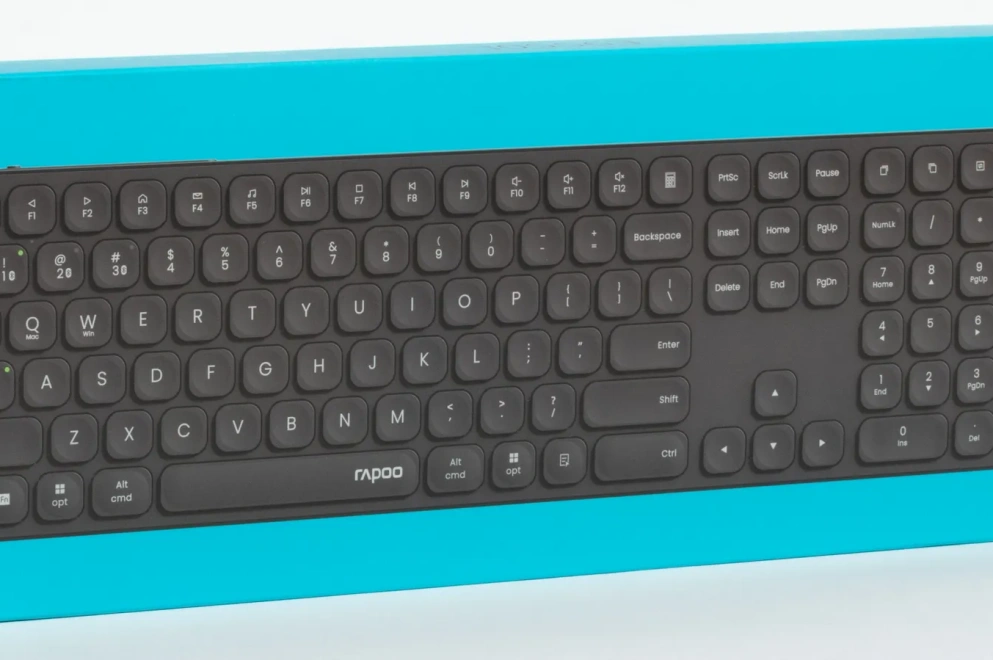 Обзор универсальной беспроводной клавиатуры Rapoo E9550L