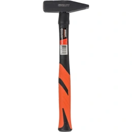 Молоток с фибергласовой рукояткой 600г Gigant HHT600 59036