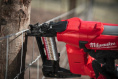 Степлер Milwaukee M18 FFUS-302C (4933479832) (тип питания: аккумулятор, 18В, Li-ion, длина скобы 38-51 мм, ширина скобы: 10.3 мм, кейс, ЗУ)