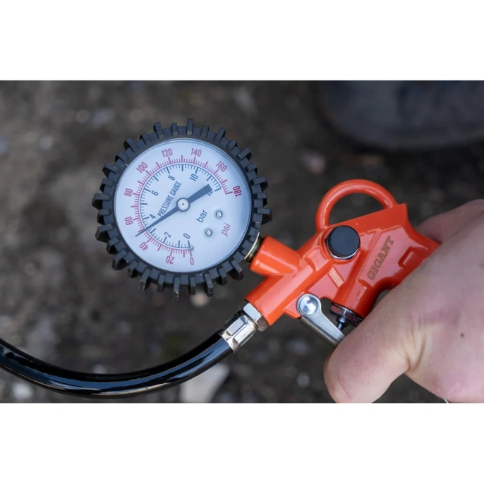 Пистолет для накачки шин (шланг 350 мм; рапид) Gigant IT140/10