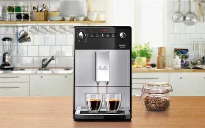 Кофемашина Melitta Caffeo Purista F 230-101 1450Вт серебристый/черный