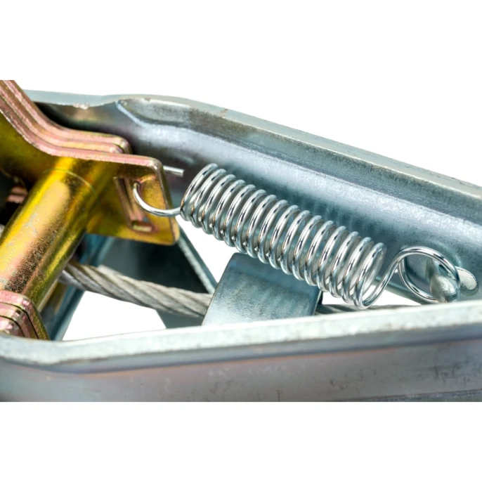 Ручная лебедка с двойным храповым механизмом Gigant 3т, диаметр троса 4,8мм, длина троса 3,6м GEW-22