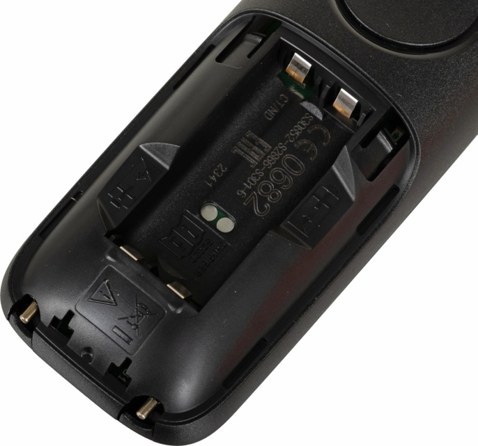Р/Телефон Dect Gigaset AS690 черный АОН