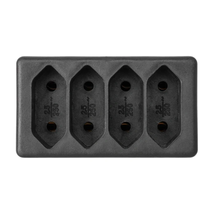 Блок на 4 гнезда TDM ELECTRIC 2П 2,5 А, 250 B, под плоскую вилку, черный SQ1806-0303