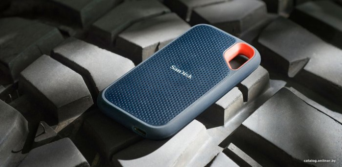 Внешний накопитель SanDisk Extreme V2 SDSSDE61-1T00-G25 1TB SSD, USB 3.2 Gen2 (10 Гбит/с), пластик, цвет оранжевый/черный