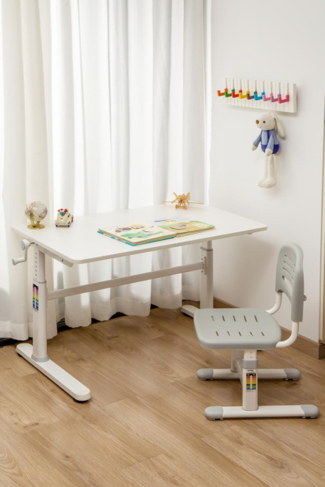 Стол письменный Cactus CS-KD-PK, с регулировкой высоты, МДФ, розовый