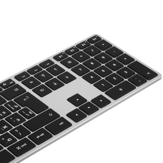 Беспроводная клавиатура Satechi Slim X3 Bluetooth Keyboard-RU. Раскладка - Русская. Цвет: серебристый