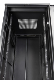 Шкаф коммутационный LanMaster TWT-CBB-18U-6X6-G1 напольный,  стеклянная передняя дверь,  18U,  600x600 мм