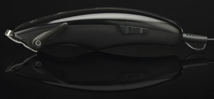 Машинка для стрижки Scarlett SC-HC63C11 черный 15Вт насадок в компл:4шт