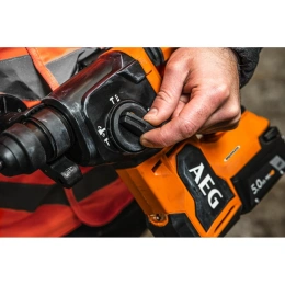 Аккумуляторный бесщеточный перфоратор AEG BBH18BL2-0 18В 4935480697