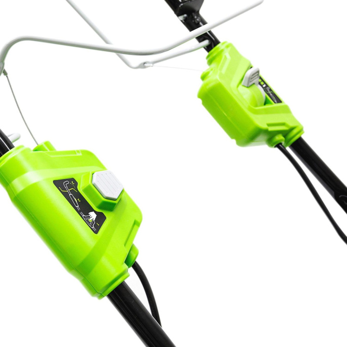 Greenworks GD40LM46SPK4 Газонокосилка аккумуляторная, 40V, 46см, самоходная, бесщеточная, c 1хАКБ 4 Ач и ЗУ [2506807UB]