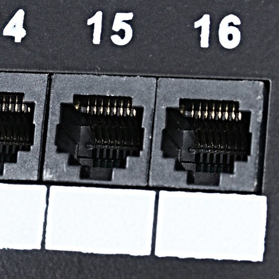 Патч-панель 19", 24 порта RJ-45, кат.5e, W&T Krone IDC, 1U WT-2178A-KR