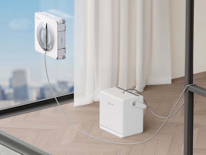 ECOVACS представила мойщик окон WINBOT W2 PRO OMNI, который работает без розетки