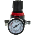 Регулятор давления (1/4"; 8 атм) с манометром Pegas PGS-4602