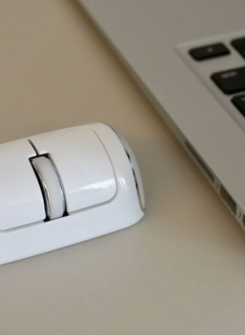 Представлена самая маленькая в мире эргономичная горизонтальная мышь