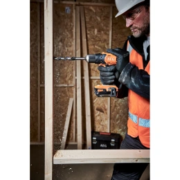 Дрель-шуруповерт AEG BS18G4-202C 4935478630