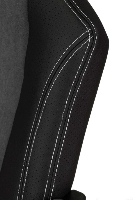 Кресло игровое ZOMBIE Hero, ткань/экокожа, до 120кг, серый