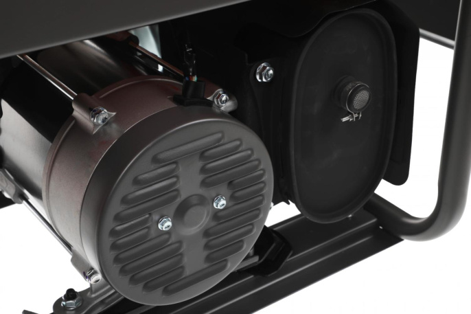 Генератор Husqvarna G3200P 3кВт