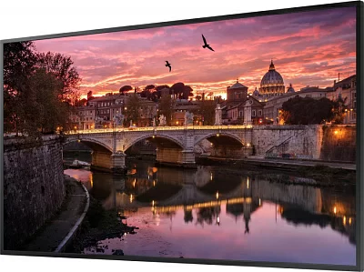 Панель Samsung 65" QB65C LH65QBCEBGCXCI черный VA LED 8ms 16:9 DVI HDMI M/M матовая 4000:1 350cd 178гр/178гр 3840x2160 DP RCA Да 4K USB 18.1кг